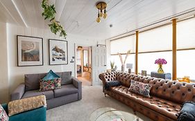 The Old Crescent Bakery - 4 Bedroom Residence In Bath By Mint Stays